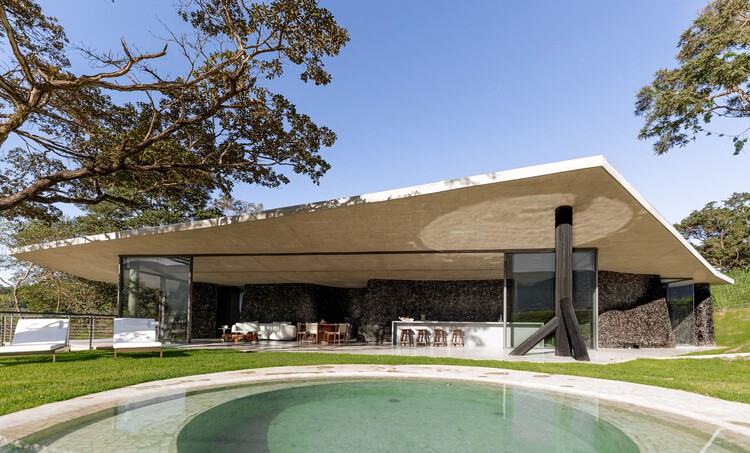 Seriema House / Tetro Arquitetura - изображение 8 из 26
