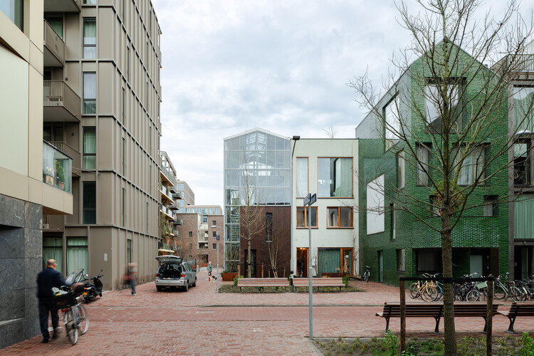 CityPlot Buiksloterham / StudiOninedOts + Delva Landscape Architecture - Внешняя фотография, балкон