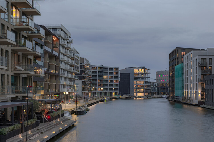 CityPlot Buiksloterham / StudiOninedOts + Delva Landscape Architecture - Внешняя фотография, набережная