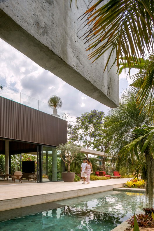 Pirenópolis House / Leo Rommano - Экстерьерная фотография, внутренний двор