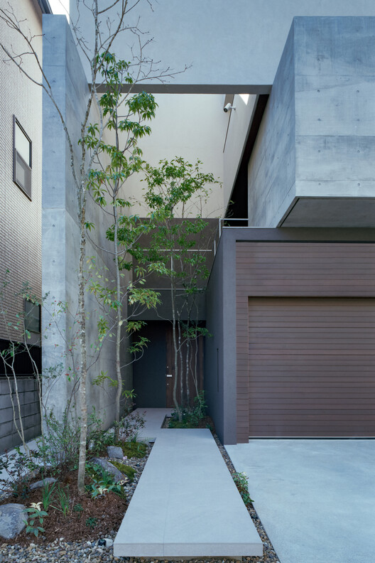 Дом двух поколений в Tennoji-Ku / Fujiwaramuro Architects-изображение 6 из 30
