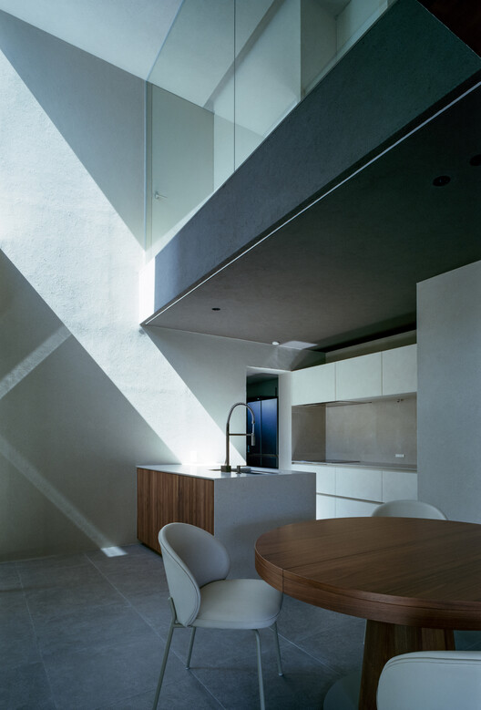 Дом двух поколений в Tennoji-Ku / Fujiwaramuro Architects-изображение 14 из 30