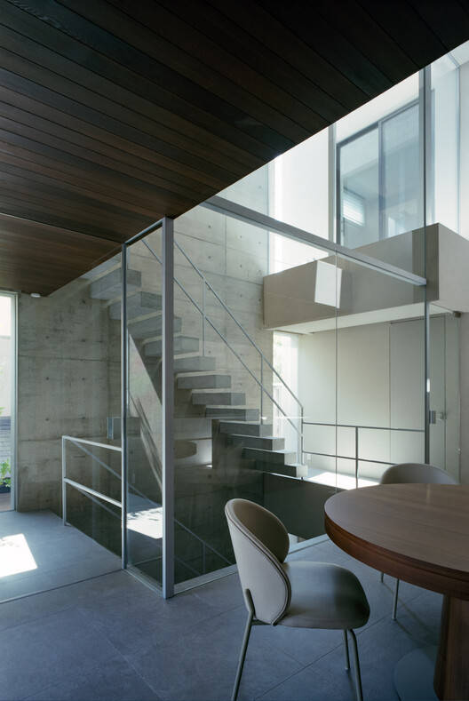 Дом двух поколений в Tennoji-Ku / Fujiwaramuro Architects-изображение 3 из 30