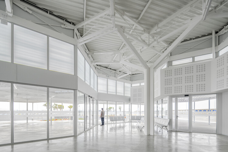 Tarragona Public Passenger Terminal / Hombre de Piedra Arquitectos - изображение 13 из 22