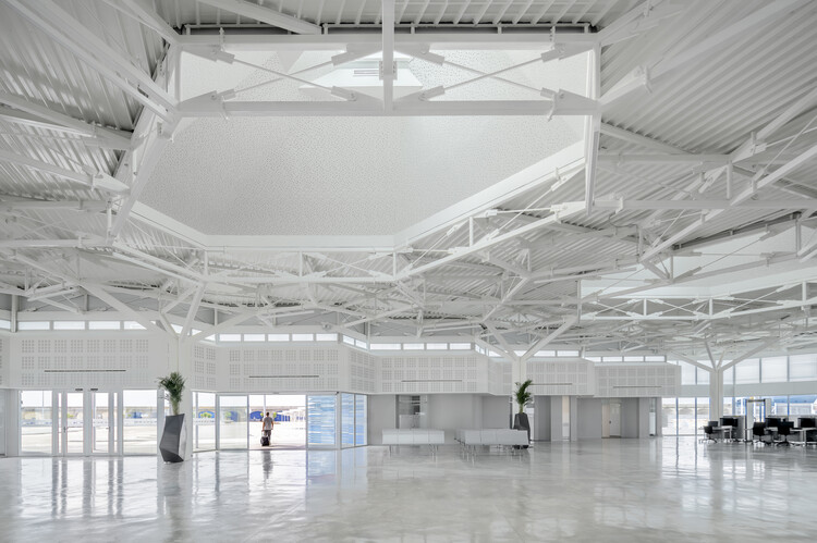 Tarragona Public Passenger Terminal / Hombre de Piedra Arquitectos - изображение 12 из 22