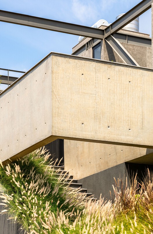 Entreverdes House / 24 7 Arquitetura - изображение 11 из 28