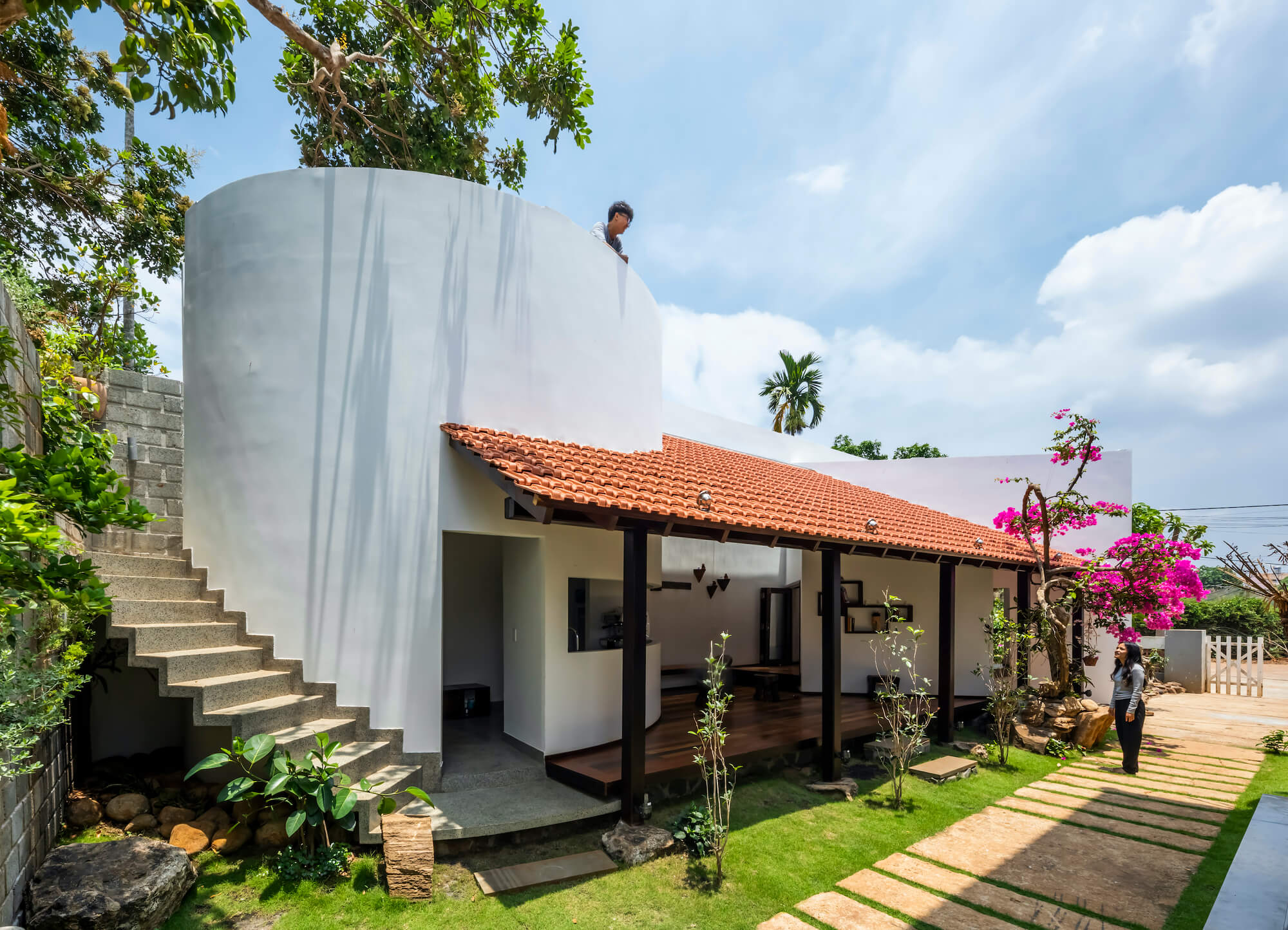 Truc Lam Anh Retreat / 6717 Studio