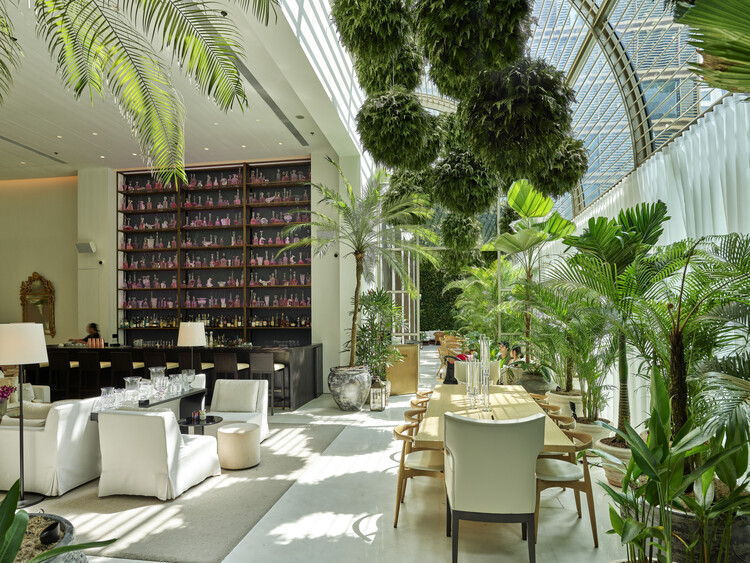 Сингапурское издание и бульвар 88 / Safdie Architects - Экстерьерная фотография, стул