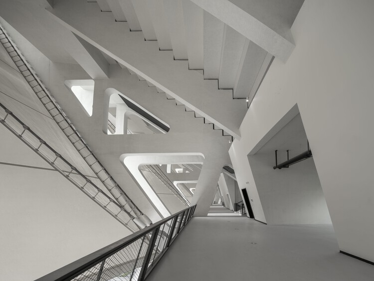 Куншан Олимпийский спортивный центр / GMP Architects - изображение 4 из 14