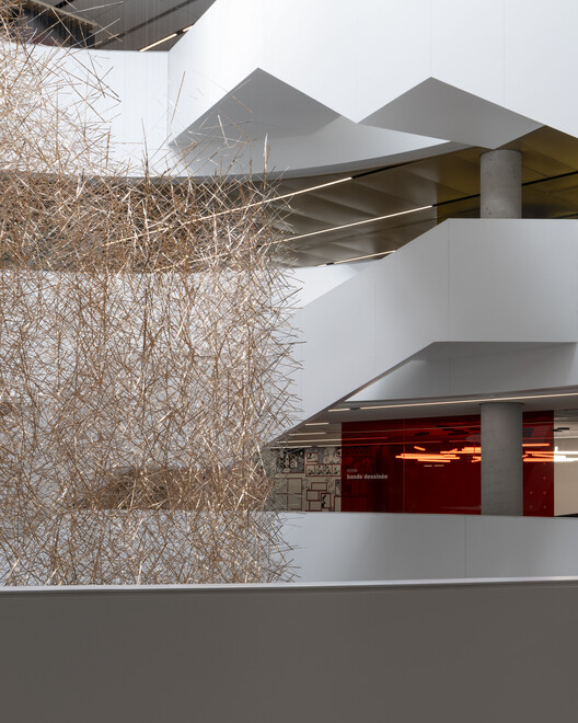 Библиотека Gabrielle -Roy / Saucier + Perrotte Architects + GLCRM Architectes - изображение 16 из 34
