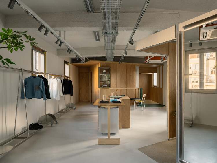 Магазин элементов / Atelier Tao+C - Интерьерная фотография, шкаф, дерево
