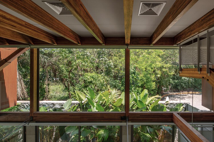 Guaecá House / Estúdio Rossi Arquitetos - изображение 20 из 42