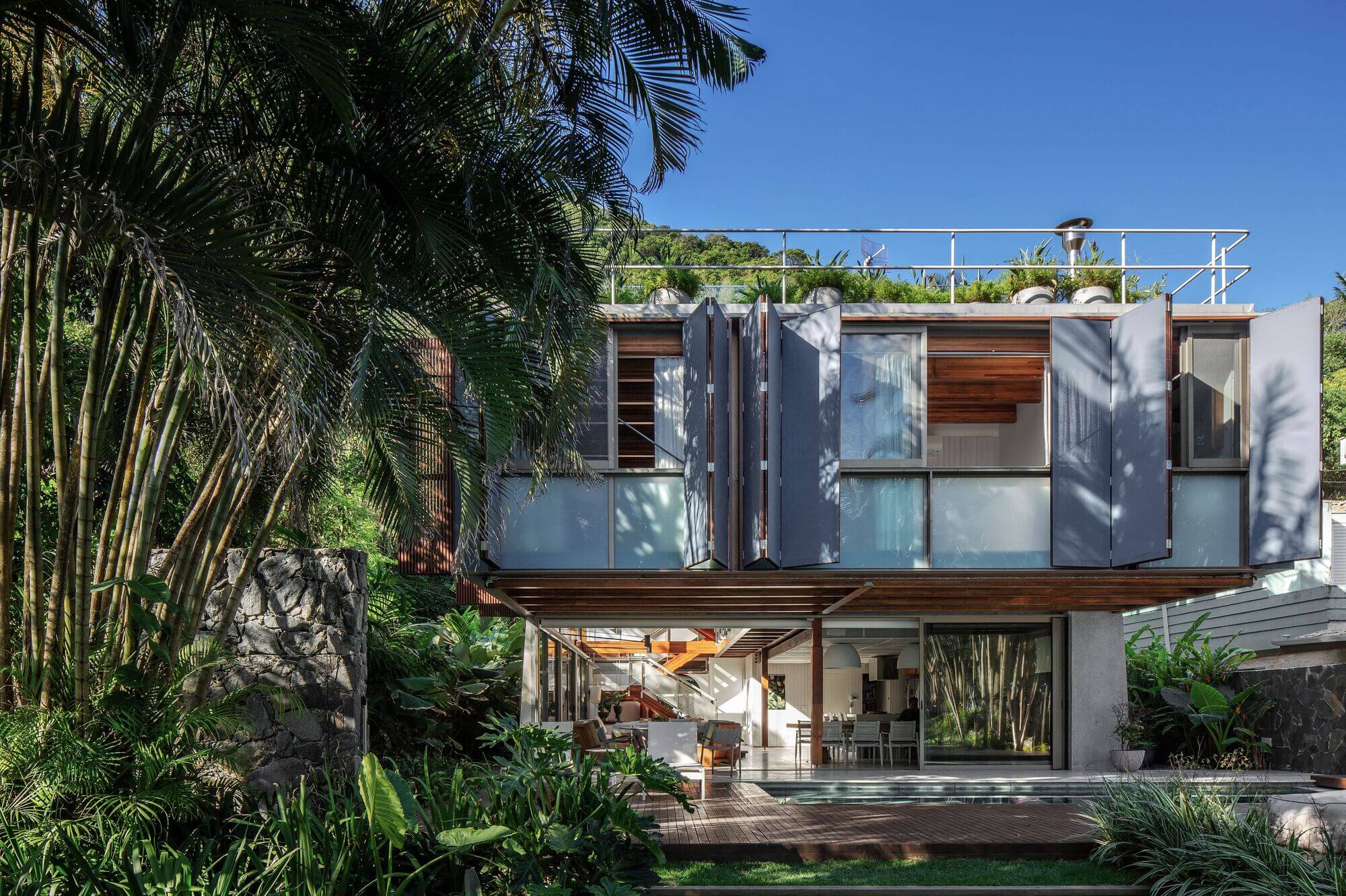 Guaecá house / estúdio rossi arquitetos