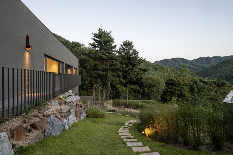 Ooort House / 100a Associates - изображение 21 из 26