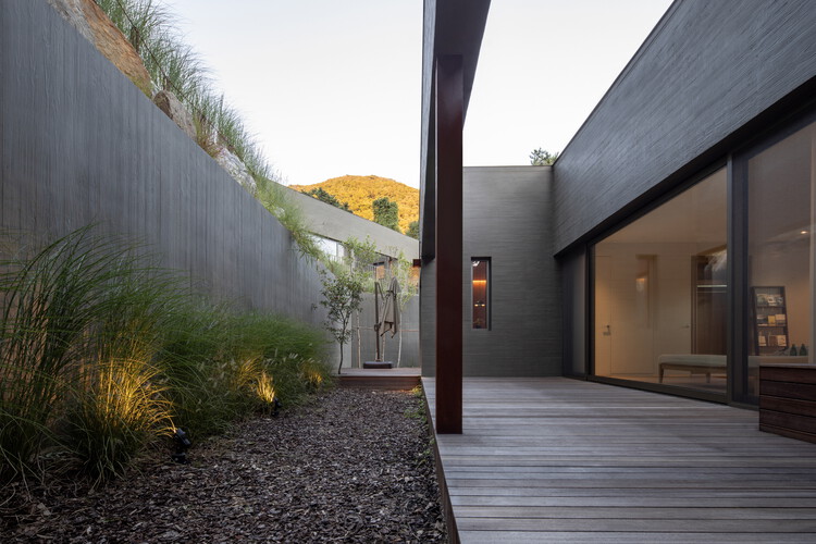 OOORT House / 100a Associates - изображение 4 из 26