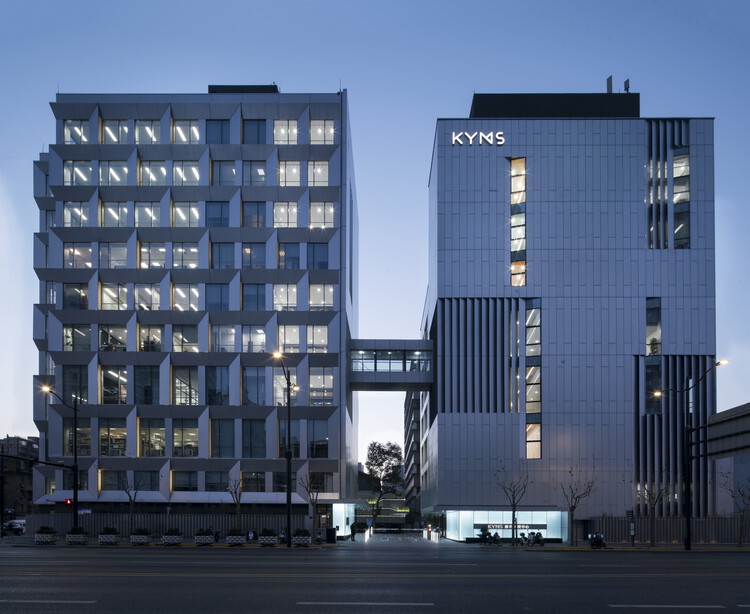 Технологический центр KYMS / Atelier Archmixing - Внешняя фотография, фасад, стекло
