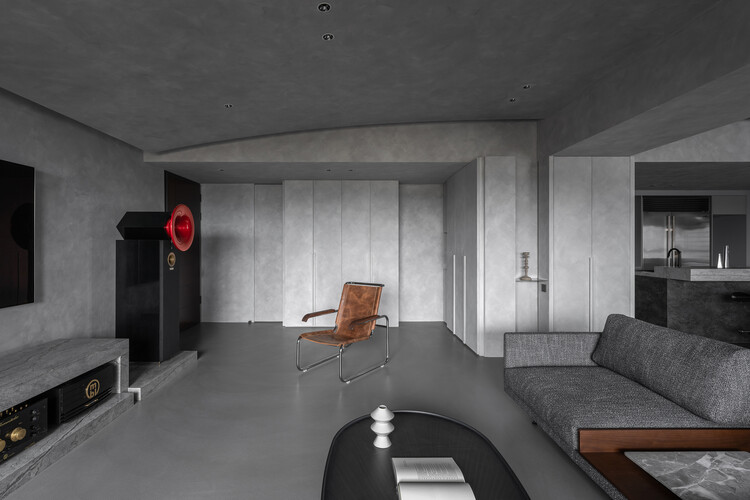 Stone Whisper Residence / KC Design Studio - Интерьерная фотография, стул