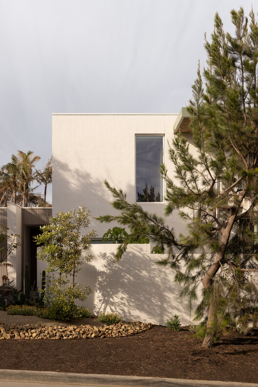 Horizon House / Inform - Внешняя фотография