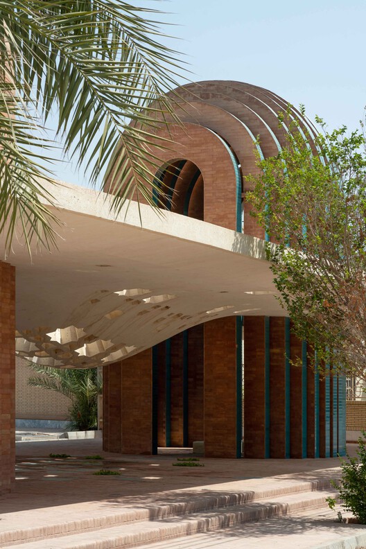 Shafagh Tomb / 35-51 Architecture Office - изображение 9 из 43