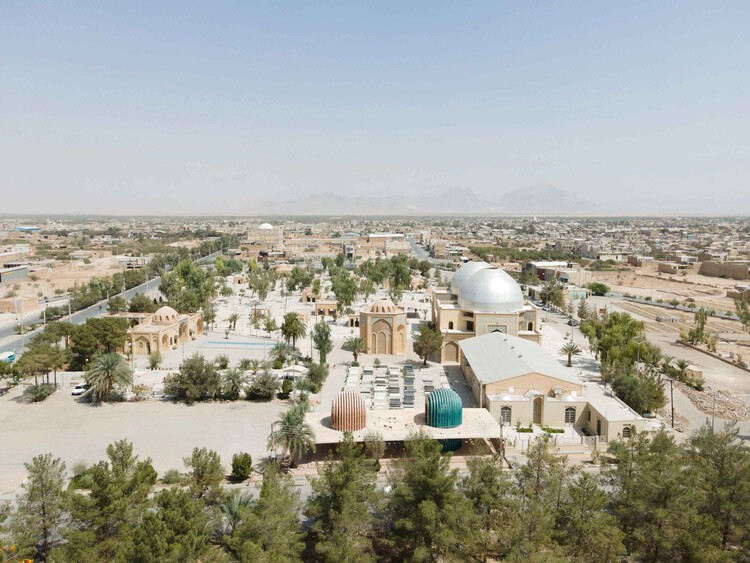 Shafagh Tomb / 35-51 Architecture Comube - изображение 34 из 43