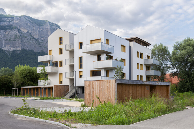 Социальное жилье для участия в Crolles / Indy Architectes - изображение 8 из 32