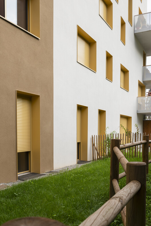 Социальное жилье для участия в Crolles / Indy Architectes - Interior Photography, Wood, Balcony