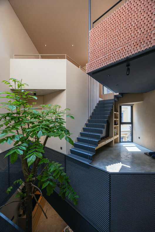 Linh Nam House / Toob Studio - изображение 2 из 28