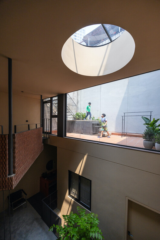 Linh Nam House / Toob Studio - Интерьерная фотография, кухня