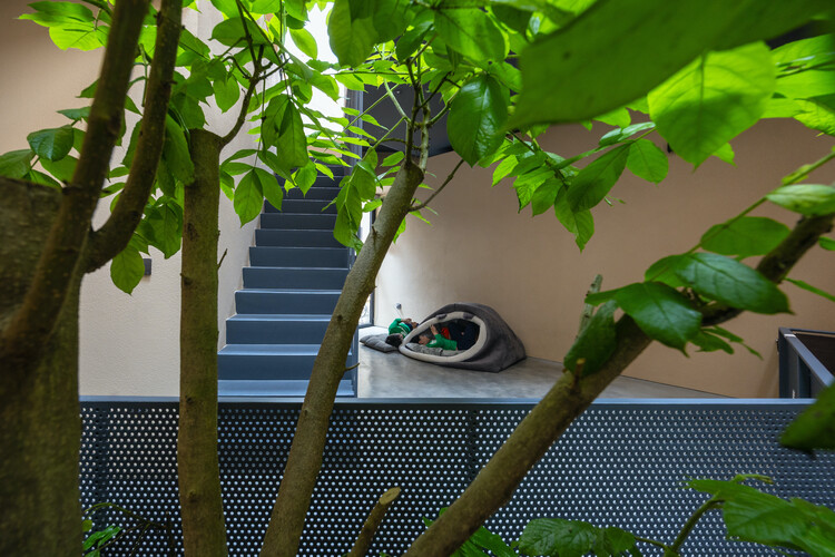 Linh Nam House / Toob Studio - изображение 11 из 28