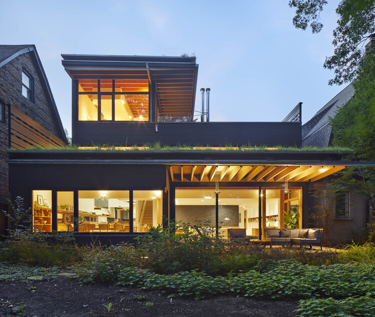 Дом в High Park / Ian Macdonald Architect Inc. - Внешняя фотография