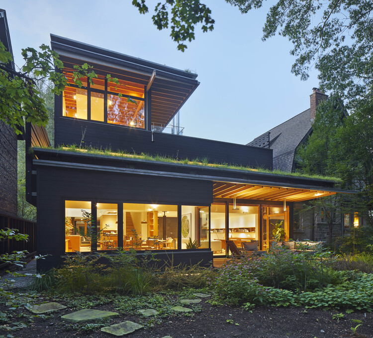 Дом в High Park / Ian Macdonald Architect Inc. - Внешняя фотография