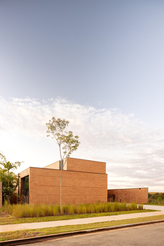 Grecov House / Arqbr Arquitetura e Urbunismo - Внешняя фотография