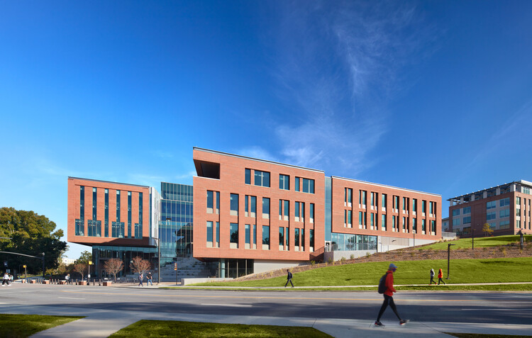 Университет Клемсона Уилбур О. и Энн Пауэрс Колледж бизнеса / L3SP + LMN Architects - Экстерьем фотографии, фасад
