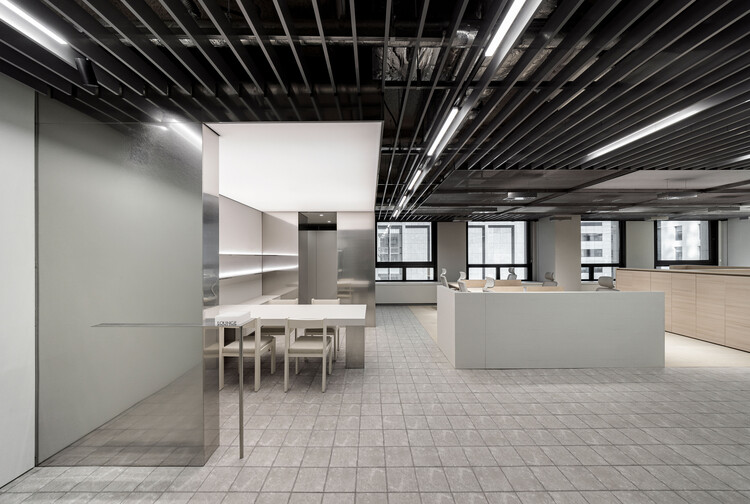 J Office / RVMN - Интерьерная фотография, стекло