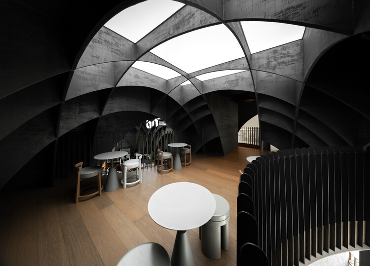 Nana Coffee Roasters / Idin Architects - изображение 21 из 32