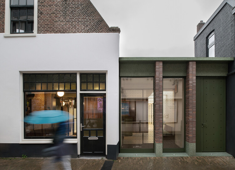 Sanders Mello Buildin / Buro / S Architects - изображение 2 из 18