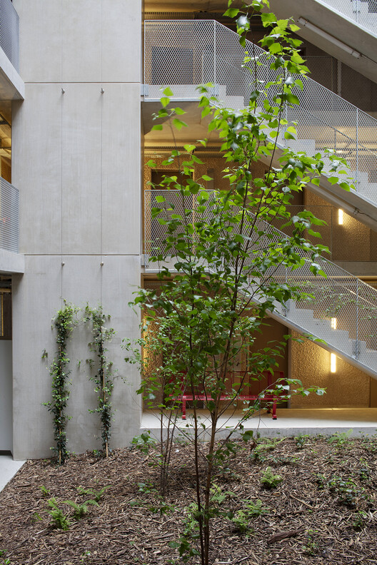 La Roca Student Housing / A6A - изображение 5 из 30