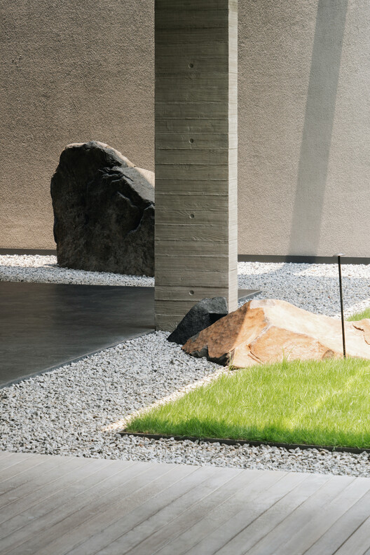 Mitsugo House / Pranala Associates - изображение 27 из 44