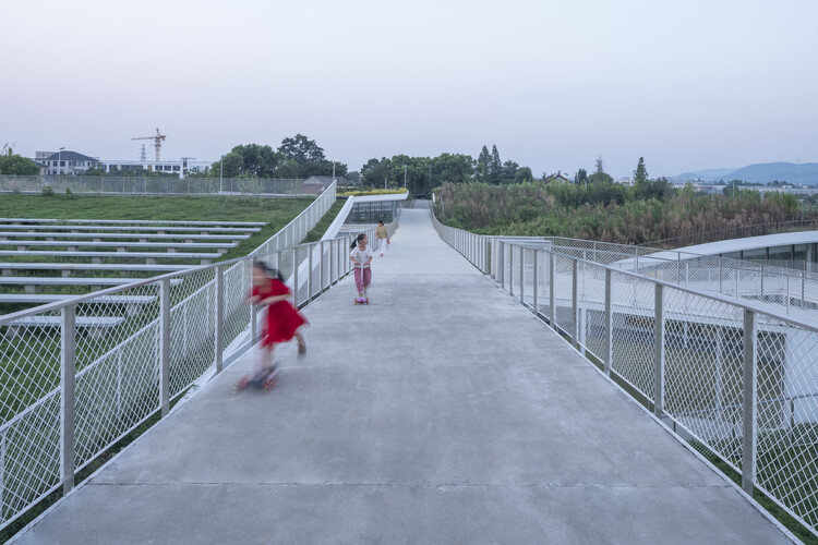Anji Creative & Design Center / Atelier Deshaus - изображение 10 из 17