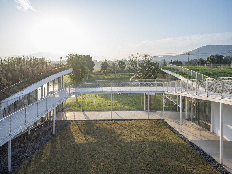 Anji Creative & Design Center / Atelier Deshaus - изображение 8 из 17