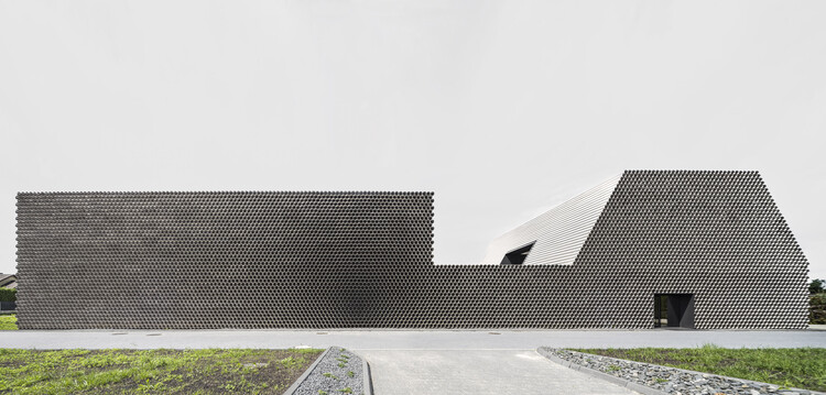 Gambit Office / Robert Konieczny + KWK PROMES - Изображение 2 из 25