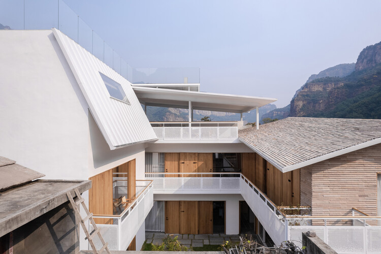 Linzhou guojiazhuang Homestay Hotel / Atelier Shen - Экстерьерная фотография, балкон