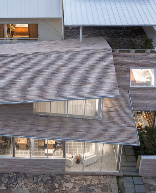 Linzhou Guojiazhuang Homestay Hotel Hotel / Atelier Shen - Внешняя фотография, древесина