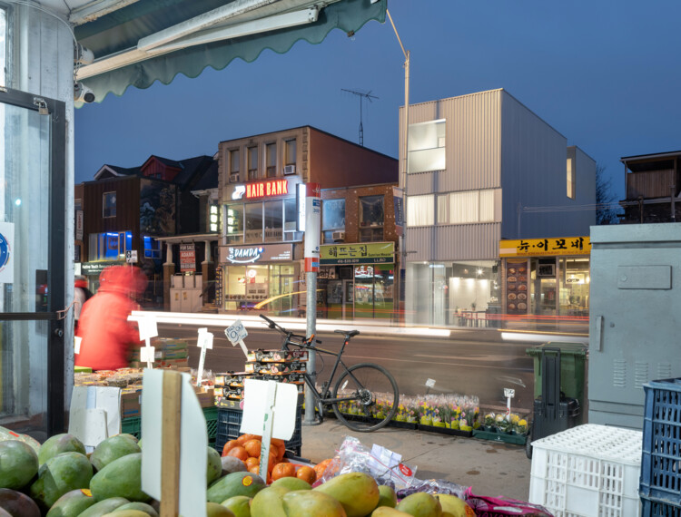 K -Town Commercial and Office Space / Architect Steven Fong - внешняя фотография