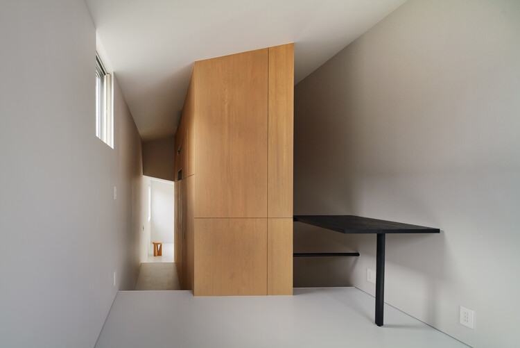 Retreat House / Arii Irie Architects - Интерьерная фотография, дерево