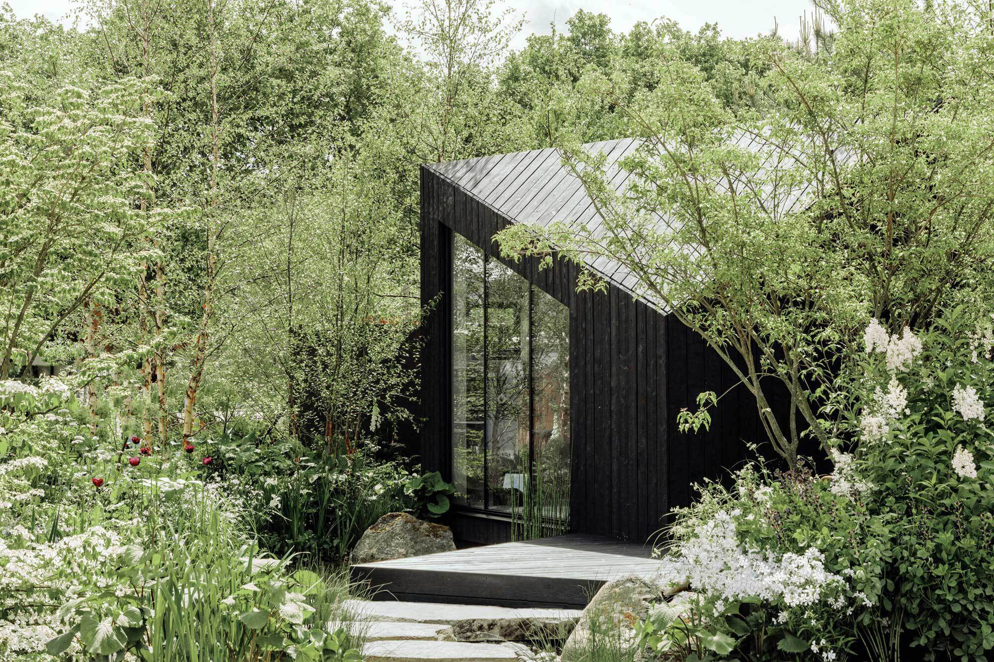 Koto Niwa Cabin / Koto