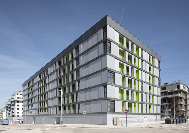 116 Общественные жилищные подразделения в Мадриде / Unia Arquitectos + Fau Arquitectos - Внешняя фотография
