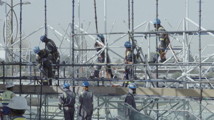 Expo 2025 Женский павильон Osaka в сотрудничестве с Cartier / Yuko Nagayama & Associates - Внутренняя фотография, лестница, сталь