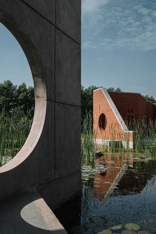 Sail Center / Studio Naqshbandi - изображение 35 из 50