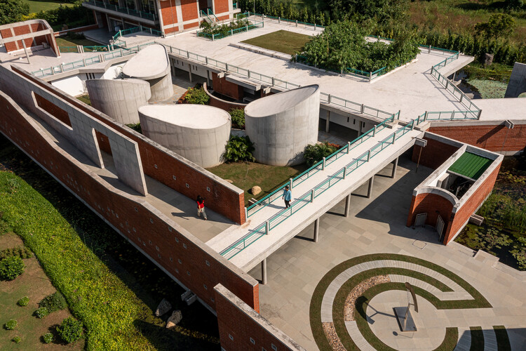 Sail Center / Studio Naqshbandi - изображение 40 из 50